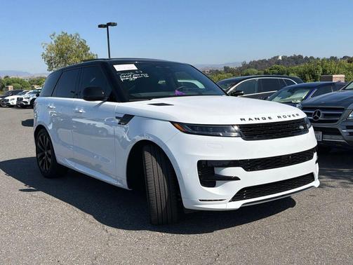 Fuji White 2024 Land Rover Range Rover Sport SE