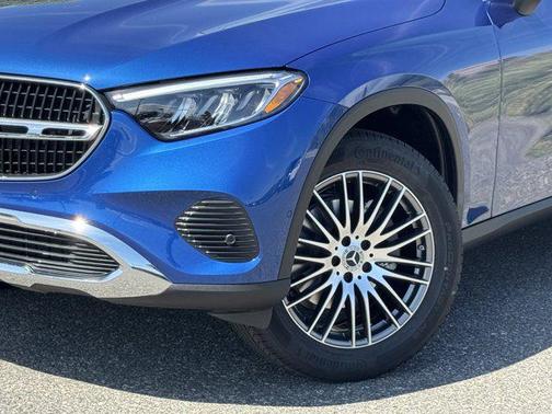 2026 Mercedes-Benz GLC 300 Base