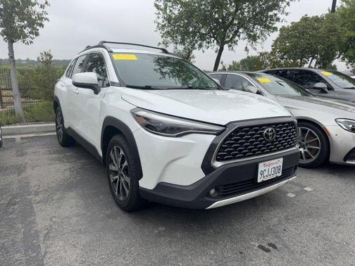 2022 Toyota Corolla Cross XLE