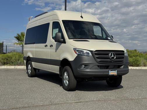 2025 Mercedes-Benz Sprinter 2500 Standard Roof
