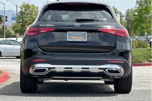 2025 Mercedes-Benz GLC 350e Base
