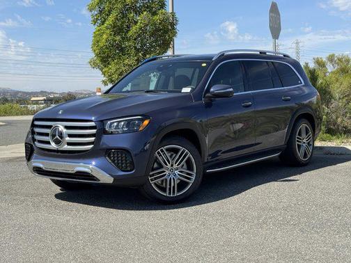 2026 Mercedes-Benz GLS 450 4MATIC