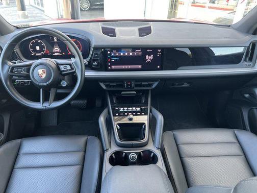 2024 Porsche Cayenne AWD