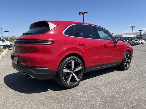 2024 Porsche Cayenne AWD
