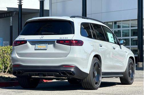 2025 Mercedes-Benz AMG GLS 63 Base