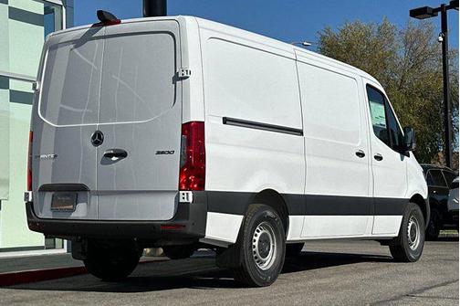2025 Mercedes-Benz Sprinter 2500 Standard Roof