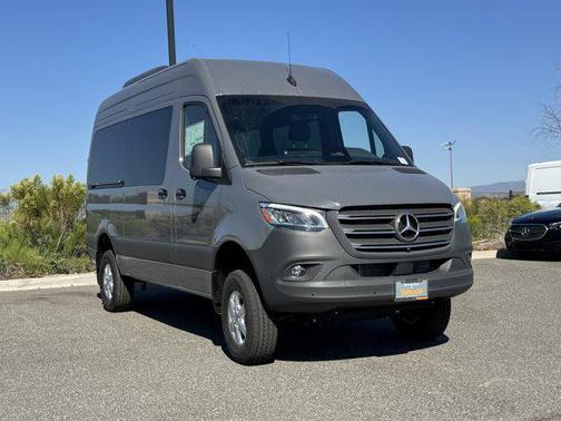 2025 Mercedes-Benz Sprinter 2500 Standard Roof
