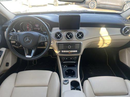 2020 Mercedes-Benz GLA 250 Base