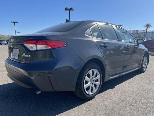 2024 Toyota Corolla Hybrid LE