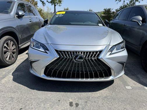 2023 Lexus ES 350 Base