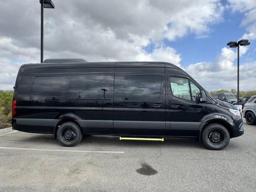 2026 Mercedes-Benz Sprinter 2500 High Roof