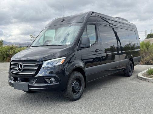 2026 Mercedes-Benz Sprinter 2500 High Roof