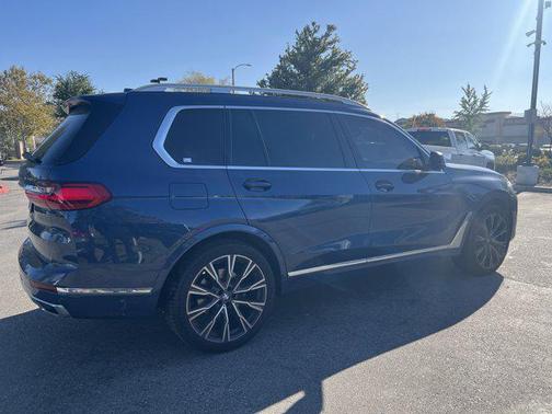 2022 BMW X7 xDrive40i