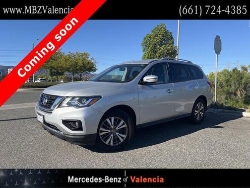 2020 Nissan Pathfinder SV