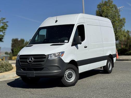 2025 Mercedes-Benz Sprinter 2500 Standard Roof