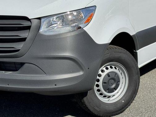2025 Mercedes-Benz Sprinter 2500 Standard Roof