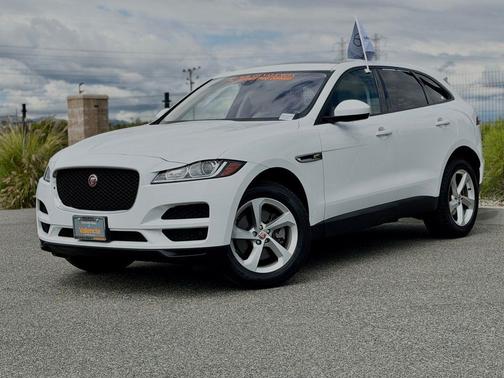 Fuji White 2018 Jaguar F-PACE 30t Premium