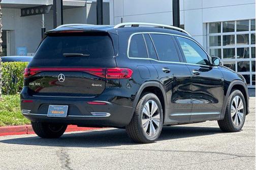 2025 Mercedes-Benz EQB 300 4MATIC