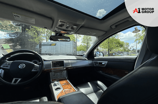 2009 Jaguar XF Premium Luxury