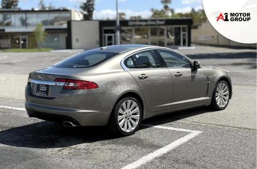 2009 Jaguar XF Premium Luxury