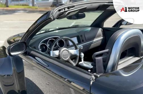 2005 Chevrolet SSR Base