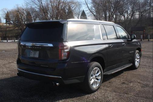 2022 Chevrolet Suburban Premier