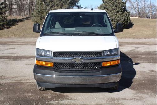 2019 Chevrolet Express 2500 LT