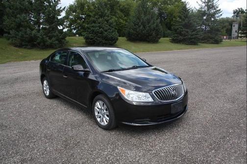 2013 Buick LaCrosse Base 4dr Sedan