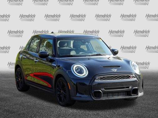 Midnight Black 2024 MINI Hardtop Cooper S
