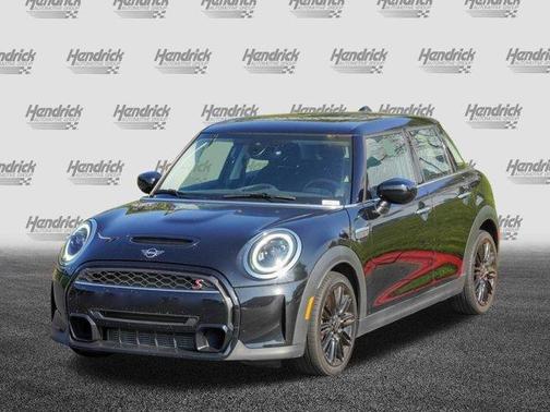 Midnight Black 2024 MINI Hardtop Cooper S
