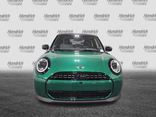British Racing Green IV Metallic 2026 MINI Hardtop