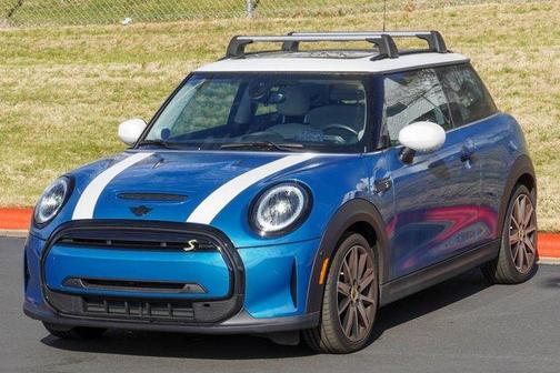 2024 MINI SE Hardtop Cooper