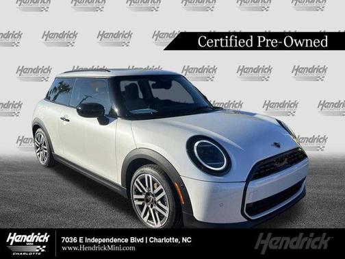 White Metallic 2025 MINI Hardtop S