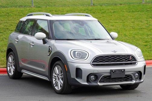 Silver 2024 MINI Countryman Cooper S ALL4