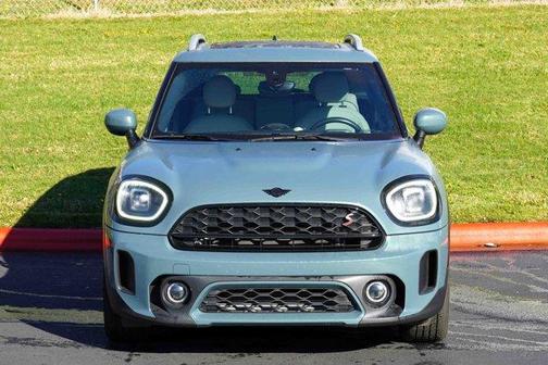 2023 MINI Countryman Cooper S