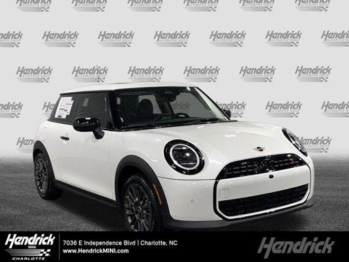 2025 MINI Hardtop S Signature Trim