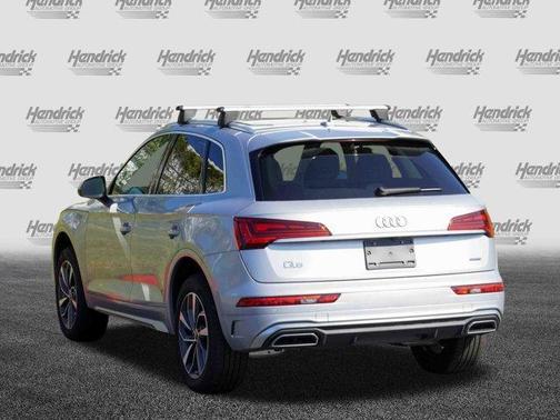 2024 Audi Q5 45 S line quattro Premium