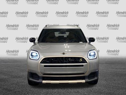 2025 MINI Countryman Base