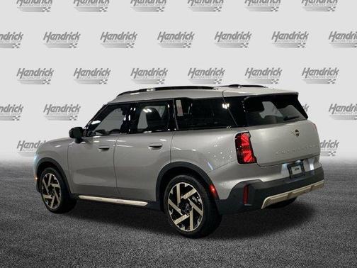 2025 MINI Countryman Base