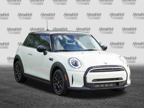 2023 MINI Hardtop Cooper