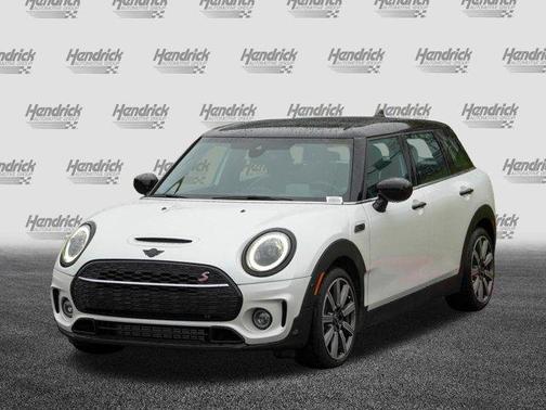 White Metallic 2024 MINI Clubman Cooper S