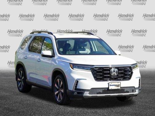 2023 Honda Pilot Touring