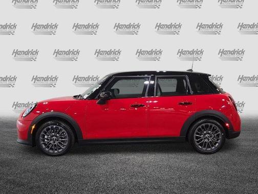 Chili Pepper Red 2026 MINI Hardtop Cooper