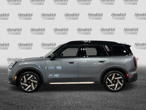 2025 MINI Countryman Base