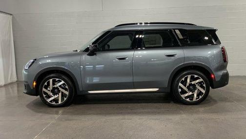 2025 MINI Countryman S