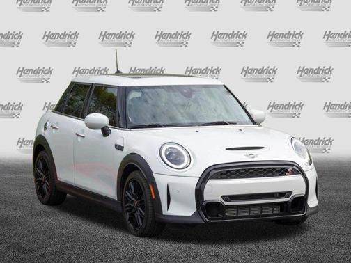 White Metallic 2023 MINI Hardtop Cooper S
