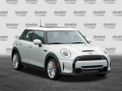 2023 MINI Hardtop Cooper S