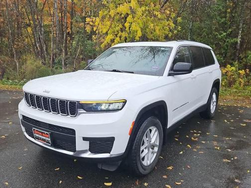 2023 Jeep Grand Cherokee L Laredo 4x4