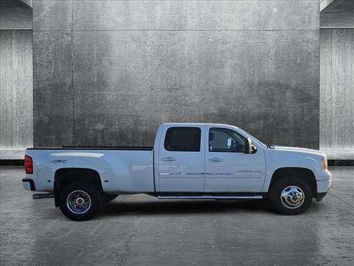 2014 GMC Sierra 3500 Denali