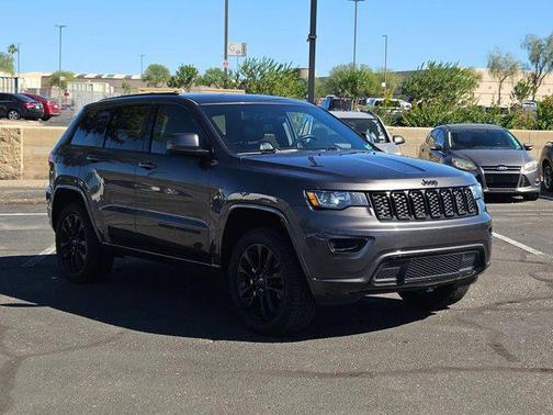 2020 Jeep Grand Cherokee Altitude